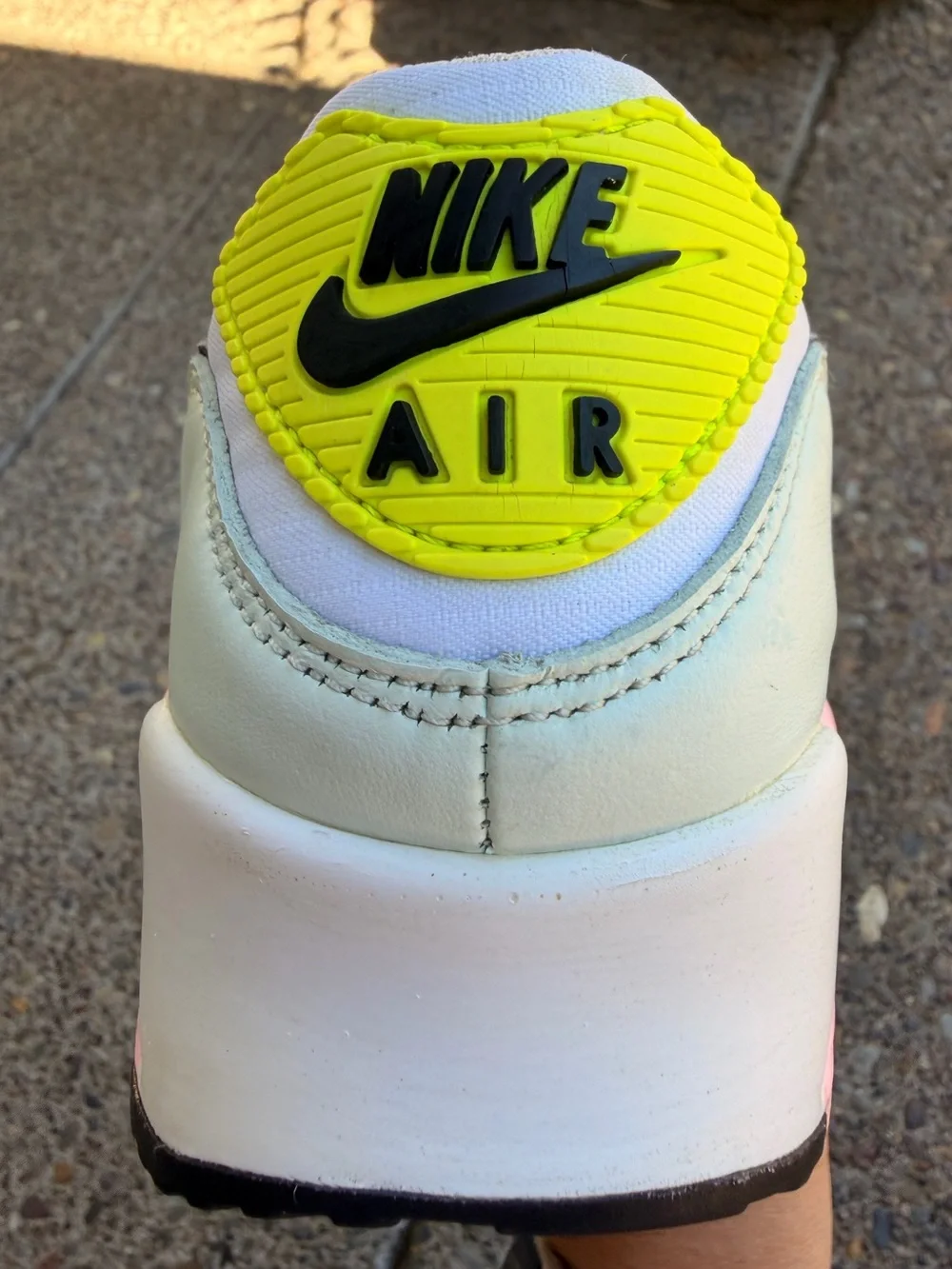 Women’s Nike Air Max 90